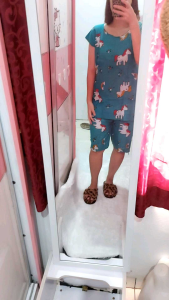 Stelan Baju & Celana Unicon: Pilihan Stelan Anak Muda