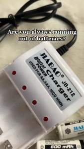JIABAO JB-212 Digital Power Charger with 4pcs Rechargeable Batteries (AA)