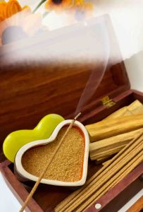 NHANG KHÔNG TĂM PALO SANTO- TRẮC XANH- GỖ THÁNH- TIỆN LỢI THANH TẨY HÚT NĂNG LƯỢNG TÍCH CỰC- TANUSTORE