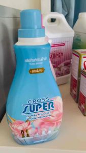 ปรับผ้านุ่ม Crosssuper สูตรเข้มข้น กลิ่นพรีเมียน 800 ml สำหรับการปรับปรุงความสวยงามของผ้า