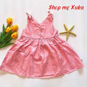 Váy hoa sát nách nơ vai bé gái