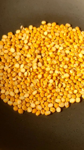 ถั่วลูกไก่ผ่าซีก กาลาเป 1 kg. ราคา 69 บาท (ส่งฟรีกดรับโค้ดด้านล่าง)ให้คุณค่าทางโภชนาการสูง