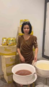 ผงซักฟองอีซี่อีซี่โกล ราชีนีผงซักฟอก Easyeasys Gold ขนาด 1000 กรัม ผงซักฟอกซักผ้าขาว