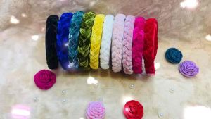 Bờm xốp nhung gắn dây Tết cho mẹ và bé