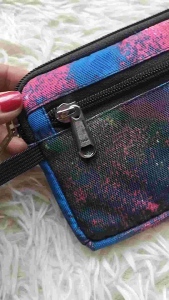 hm cellphone pouch stylishly protected for smartphones and accessories with paded foam and wrist tie