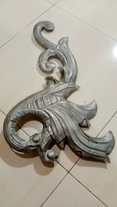 Ornamen aksesoris Pagar Besik Klasik Mewah Daun Kuda Laut 35x55cm Plat Besi