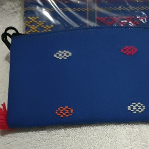 Dompet Bahan Ulos Batak: Desain Unik & Tradisional