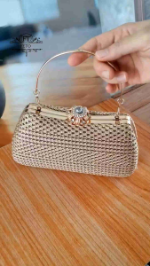 Tas Pesta Elegan & Mewah: Pilihan Tas Kondangan Wanita Terbaik