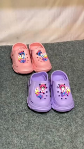 Sandal SlipOn & Wedges Anak: Pilihan Nyaman untuk Aktivitas Sehari-Hari