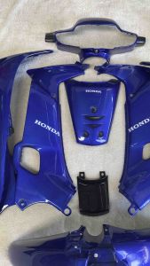 เวฟ100-110เก่ารุ่นแรกคาร์บู น้ำเงินH2-ดำ 03พร้อมลายเคลือบแท้ ชุดสี 13 ชิ้น ABS (งานARMบล็อคใหม่สนิททุกจุด) ระบบสี2Kแท้สีไม่ซื้ด ไม่ใช่งานห่อหนังสือพิมพ์ ABS มีรับประกันสินค้า