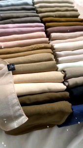 GRATIS ONGKIR! Paris Premium Kerudung Segi Empat Full Neci Anti Letoy