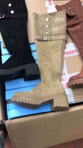 Bốt đùi da lộn cao 5 phân đi hai kiểu dưới gối và trên gối ( phom rộng)