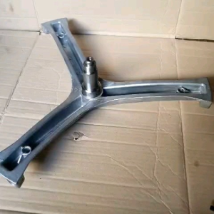 Segitiga spider baling -baling mesin cuci front loading AQUA / HAIER. FQW-810QD