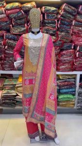 KURTI:MASLIN  WITH DIGITAL PRINT DESIGN WITH EMBROIDERY NACK WORK AND REAL MIRROR 🪞 WORK*