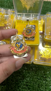 เข็มประดับเสื้อ เข็มที่ระลึก ร.๑๐ เข็มบรมฯ งานเคลือบเงาพิเศษ แบบเข็มกลัดและแบบแม่เหล็ก