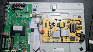 Bo khiển bo nguồn bo mạch Tv TCL L32P1-SF - L32P1 nguyên zin hoạt động tốt