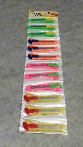 1Renteng (12Pcs) Cutter Knife Parko By: Greebel