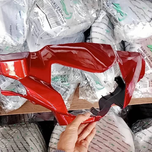 Batok kepala depan Yamaha Vega ZR merah