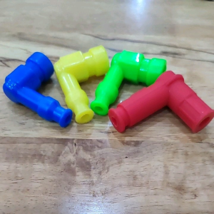 Tutup Kepala Busi Warna Warni: Pilihan Terbaik untuk Motor Anda