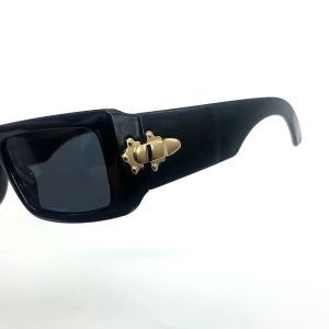 [D17] แว่นกันแดด แว่นตาแฟชั่น ทรงสี่เหลี่ยม อะไหล่ทอง  เลนส์ UV400