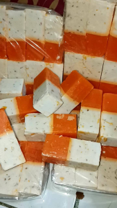 DUO HONEY OUTMEL KOJIC SOAP 1/2 KILO
