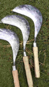 Alat pemangkas rumput siap pakai