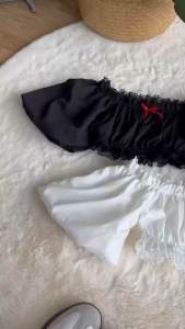 Ally เสื้อครอปแขนบอลลูน แต่งลูกไม้ ติดโบว์