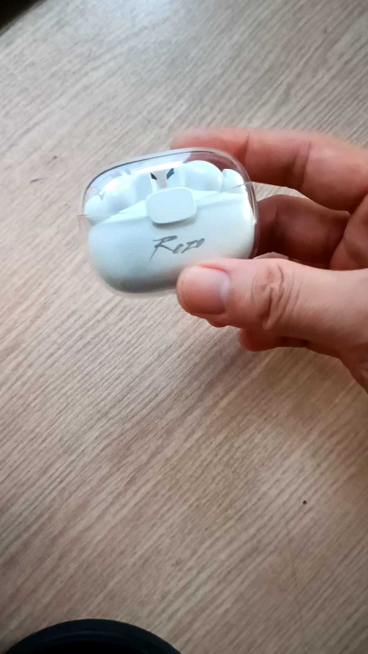 Tai nghe Bluetooth True Wireless Rezo Air trưng bày 99%