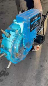 รถเข็นหยอดเมล็ด รุ่น8ปาก 1ถัง Nakita (เดินหน้าถอยหลังได้)