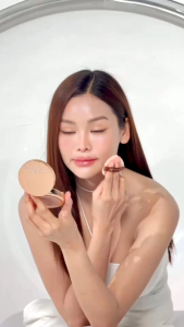 ออร่าริชคุชชั่น รองพื้นหน้าเนียน aurarich cusion ((2ตลับ))