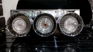 1 Pair (2 Pcs)- Clear Lens Japan Design Bulb/LED STAINLESS Frame Type High Quality 24V Tail Light for All Truck Elf 6w Forward 10w