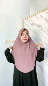 Hijab Bergo Instan Pet Antem Matt Jersy Jaguar Motif/Bergo Instan Hasanah Oval