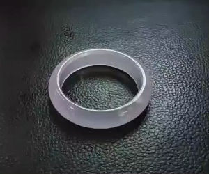 กำไลหยกม่วงลาเวนเดอร์ ขนาด 55-56 ท้องปลิง