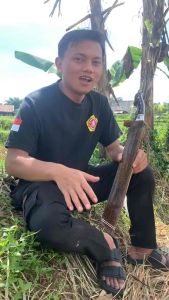 Golok Kebun Baja Per Sup 9 | Perkakas Kebun Multifungsi