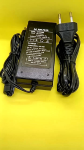 Adaptor Charger Model: SP-1048DA 15VDC---3.2A Max