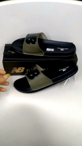 Sandal pria dewasa full busah dan embosh logo timbul lengkap box dan tas