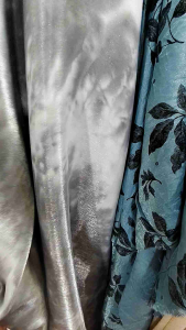 Kain Shimmer Motif: Pilihan Elegan & Berkualitas Tinggi