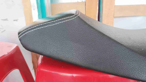 JOK SATRIA ROADRACE BEDUNDUNG KULIT KOMBINASI AMPLAS X KARBON