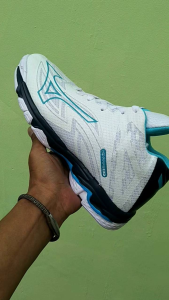 Sepatu Voli Mizuno Wave Lighting Z7 Sepatu Olahraga Wanita