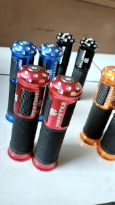 Handgrip Bintik Monster dan Handfat Universal Import