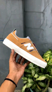 sneakers sepatu pria sepatu casual cowok keren masa kini terbaru