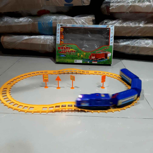 mainan kereta api Multi express jalan dan musik / mainan kereta anak set Rel jalanan