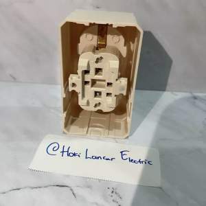 [CREAM] Stop Kontak 2 Lubang Broco Cream - SNI Terminal Broco original