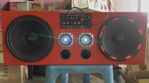 ลำโพงบลูทูธชุดร้องคาราโอเกะ 10 นิ้วแบบเสียบไฟบ้านและไฟ12v