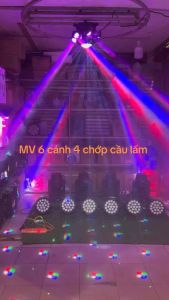 Đèn 6 cánh 4 chớp cầu lấm