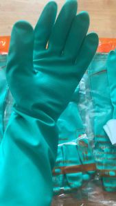 ถุงมือไนไตรกันนำ้มันและสารเคมี