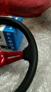 Nวงพวงมาลัยแต่ง momo วง 14 นิ้ว ก้านยก 1.0 นิ้ว ก้านสีดำ ใส่ได้กับทุกรุ่น