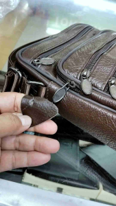 Tas Selempang Kulit Sapi Pria: Tas Kecil & Praktis