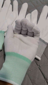 ถงมือผ้าไนล่อน"ไม่เคลือบยาง"(99บ./12คู่)