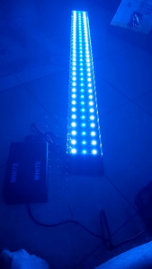 lampu tanninggantung(hook)sebaris biru2 baris putih kebiruan 90titik100cm &150cm